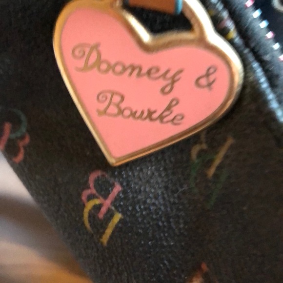 Purse - Picture 2 of 3